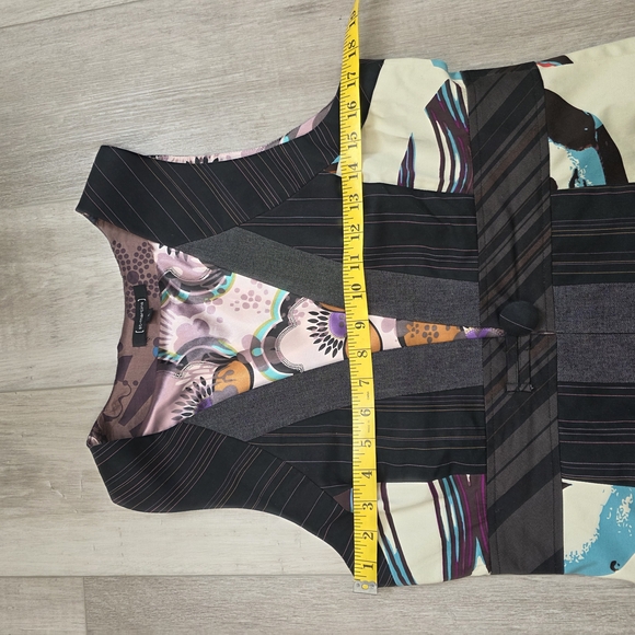 ✨ St. Martins Patchwork Statement Vest (Large) ✨ - Picture 7 of 10